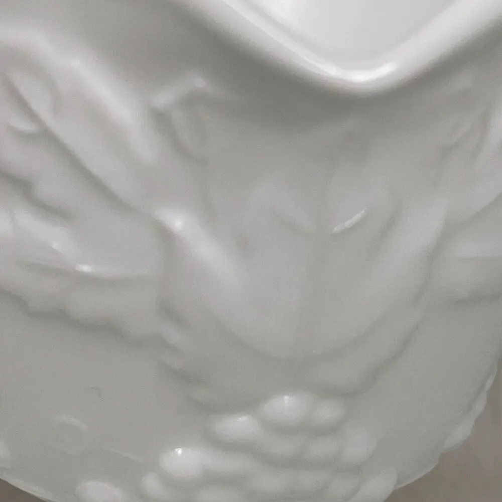 Footed Creamer Sugar Set Indiana Colony Harvest Milk Glass Embossed Grapes